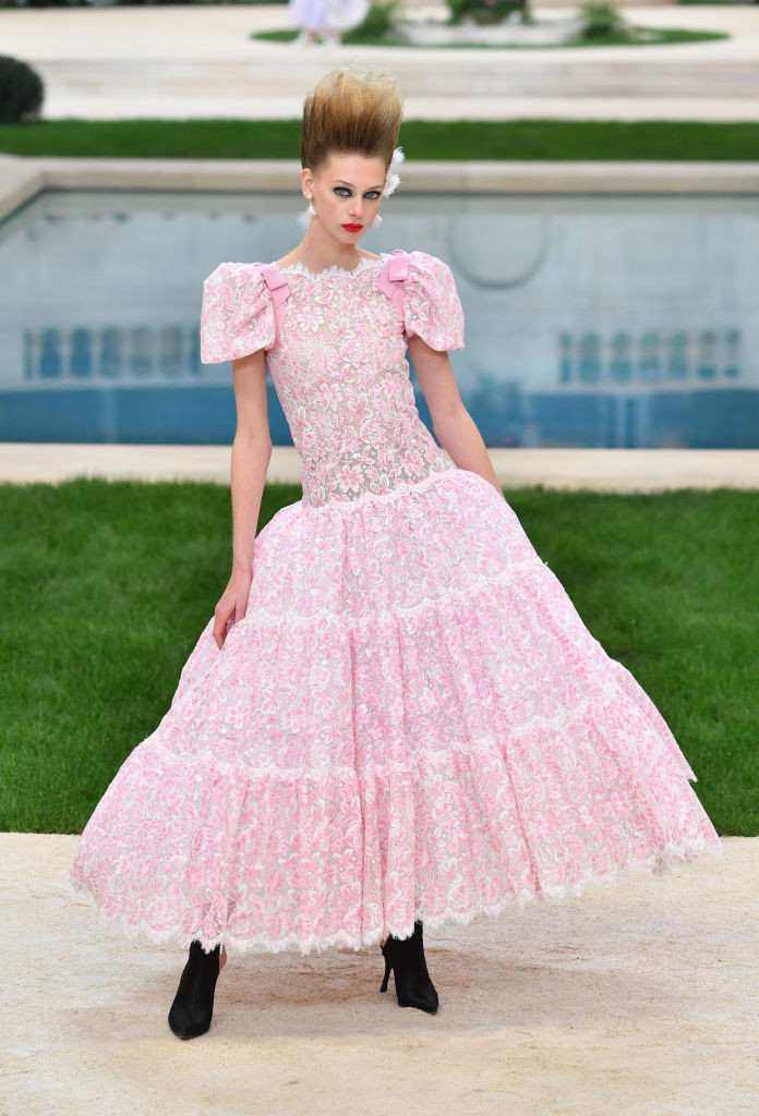 Показ Chanel 2019 в Париже