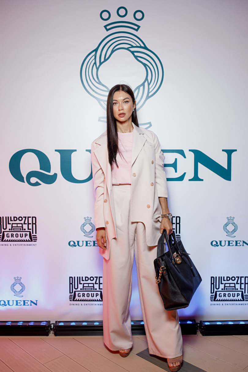 Полина Логунова