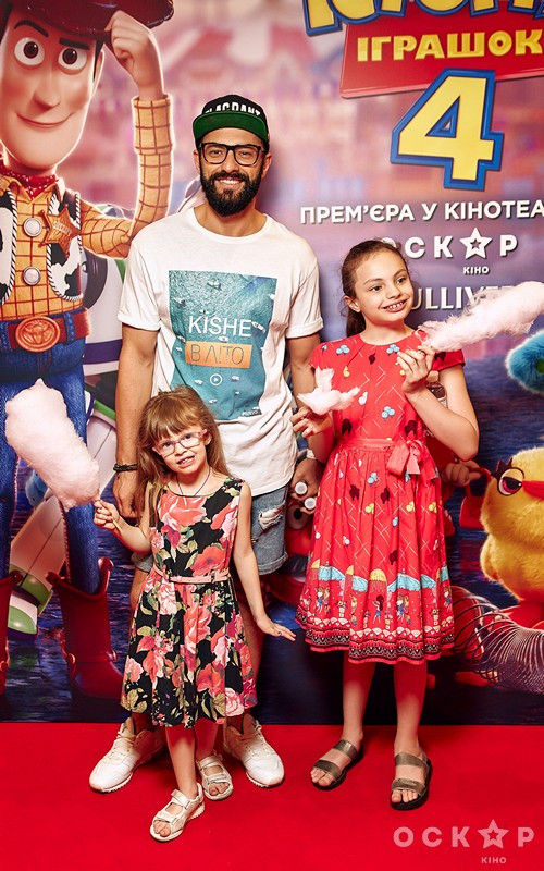 Андрей Кише с дочками