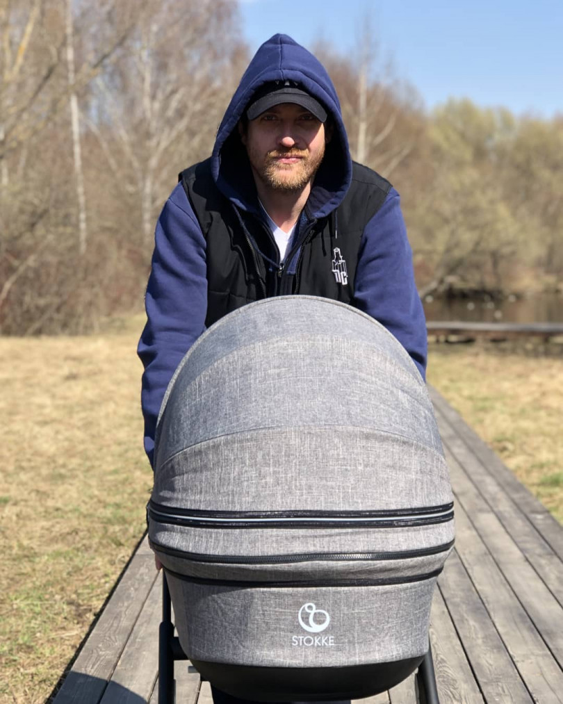 Кирилл Сафонов с сыном