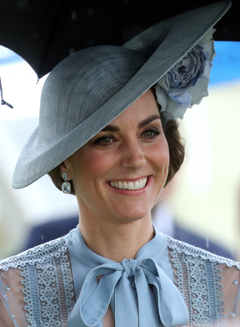 Кейт Миддлтон на королевских скачках