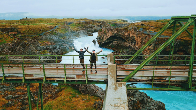 Руслан Квинта провел отпуск в Исландии с девушкой и друзьями