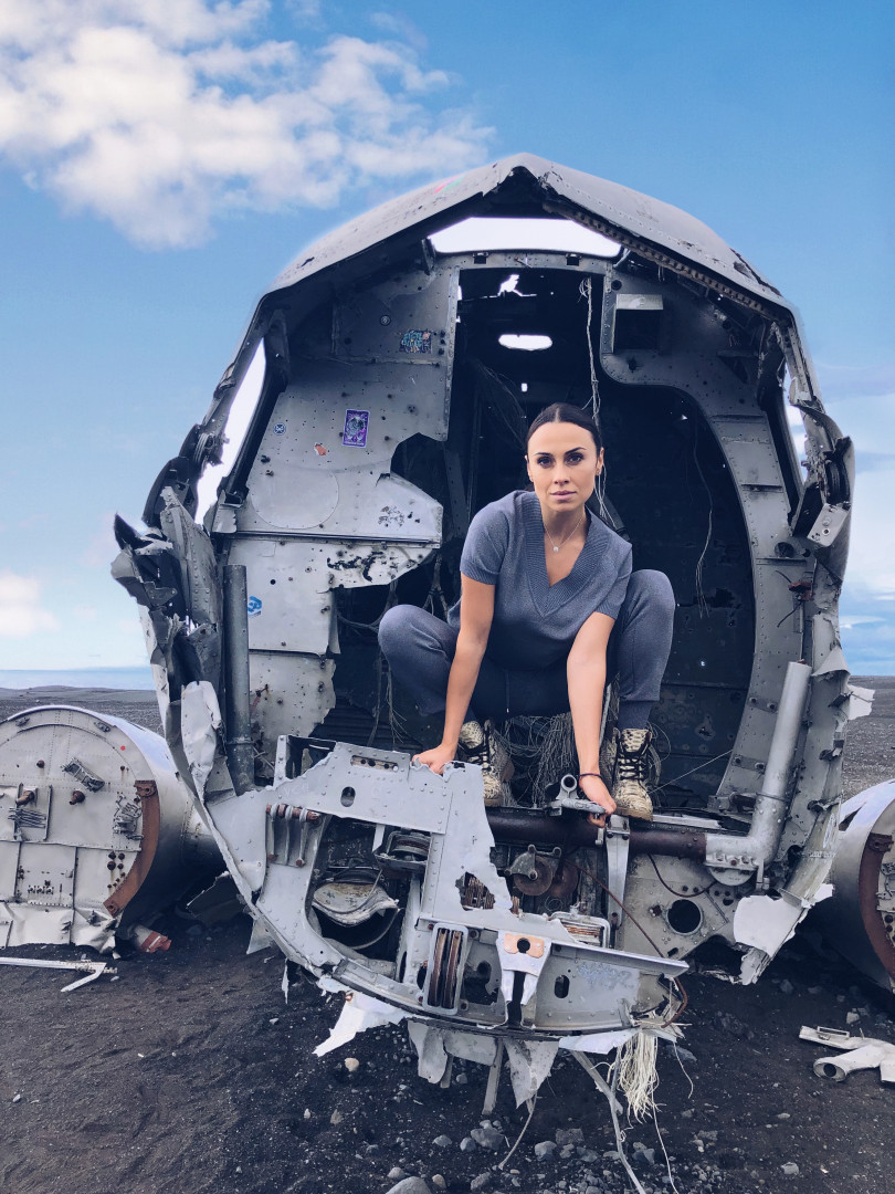 Нана в Исландии