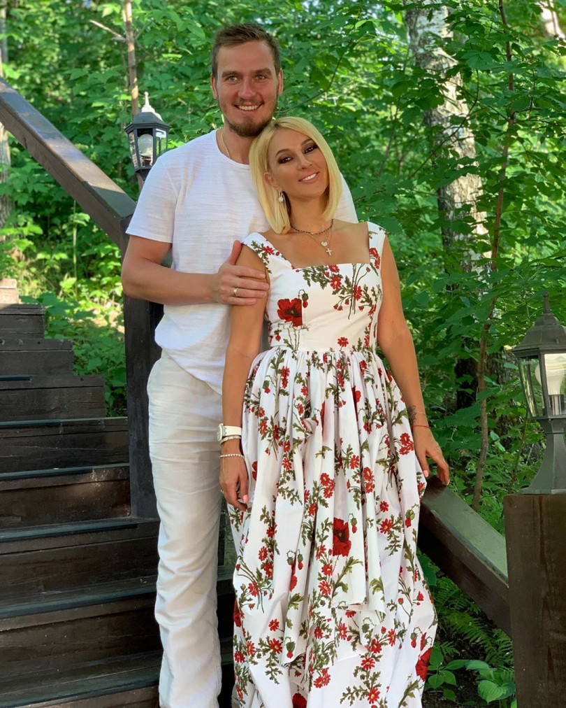 Лера Кудрявцева с мужем