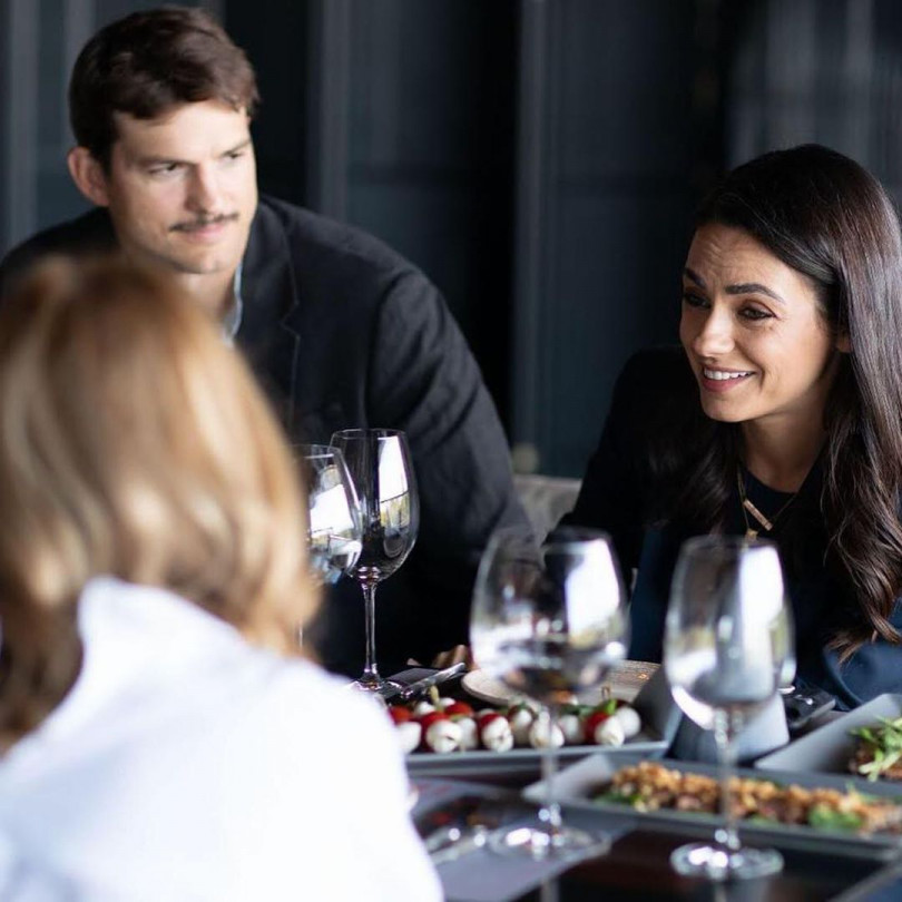 Владимир и Елена Зеленская на встрече с Милой Кунис и Эштоном Катчером