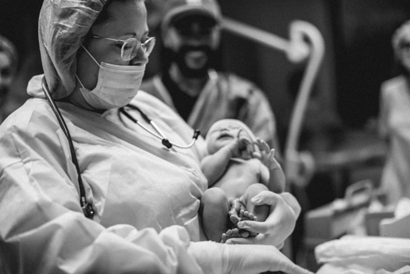 мама Тимати показала весь процесс рождения его сына