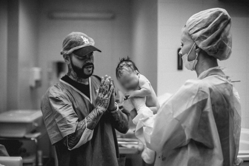 мама Тимати показала весь процесс рождения его сына