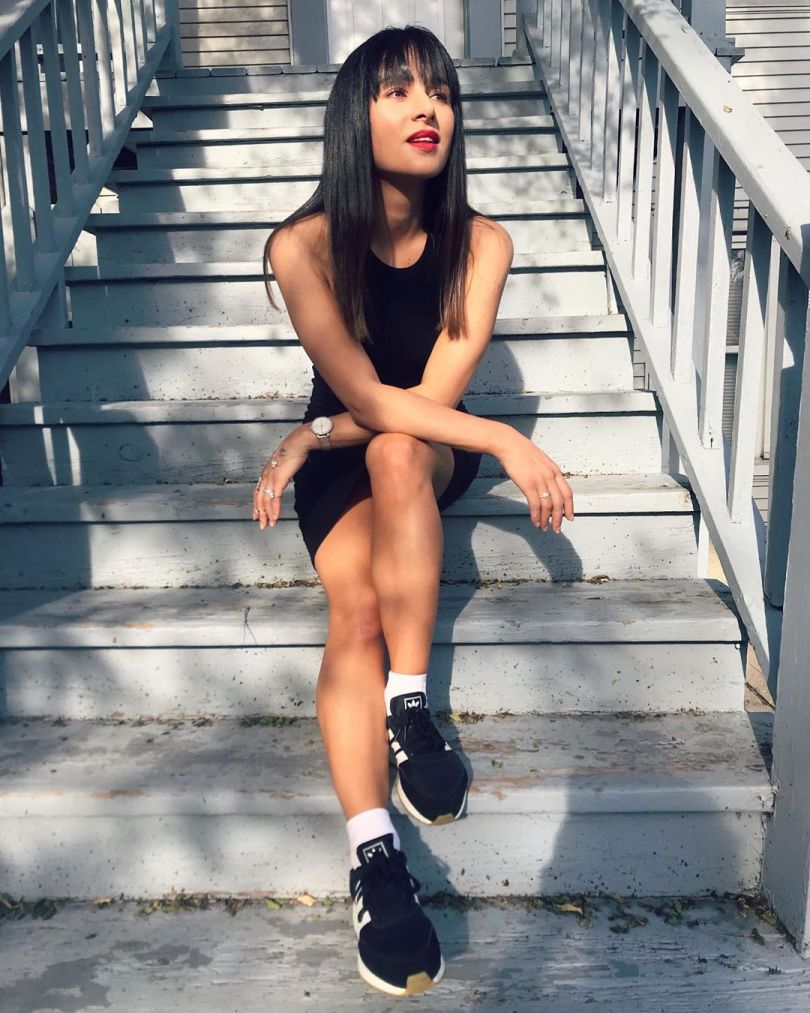 Злата Огневич в мини