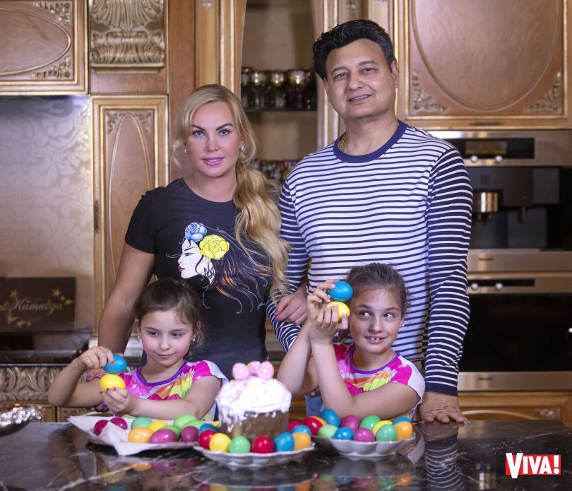 Камалия и ее семья на Пасху в 2020 году