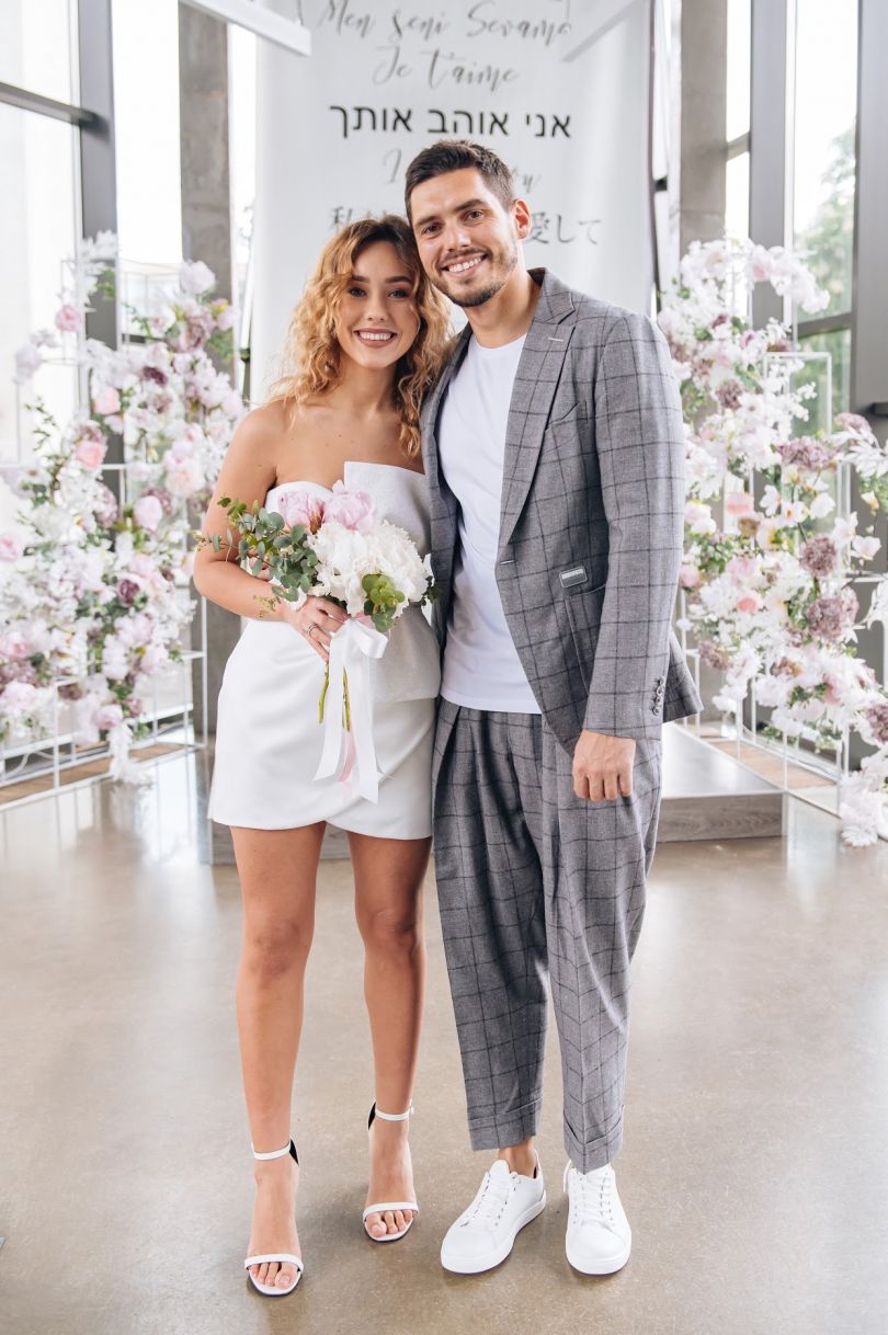 Никита Добрынин и Даша Квиткова в загсе