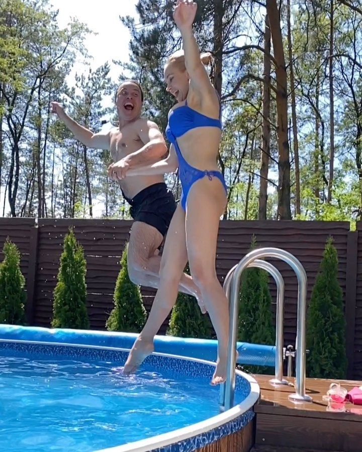 Лилия Ребрик в купальнике