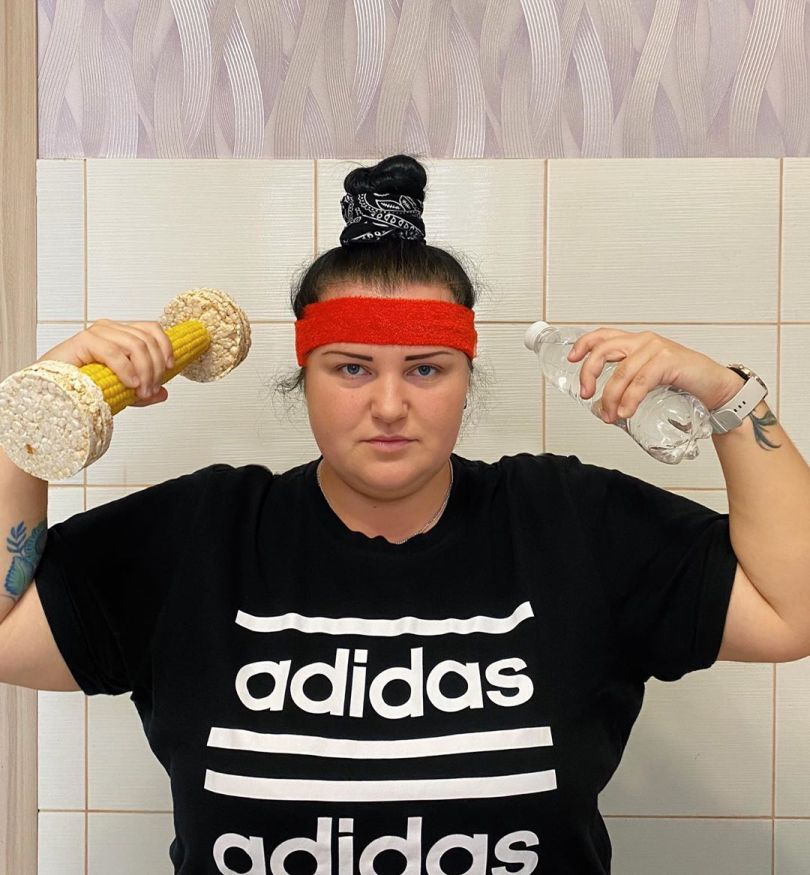 alyona alyona занимается спортом