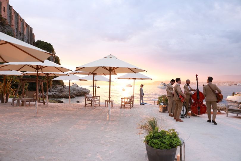 Вечер в Каннах на набережной