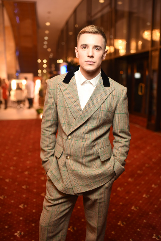 Какие мужчины! Топ-10 завидных холостяков на 