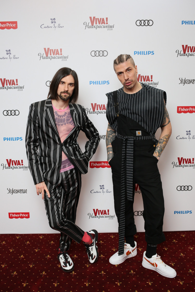 самые неожиданные наряды на красной дорожке