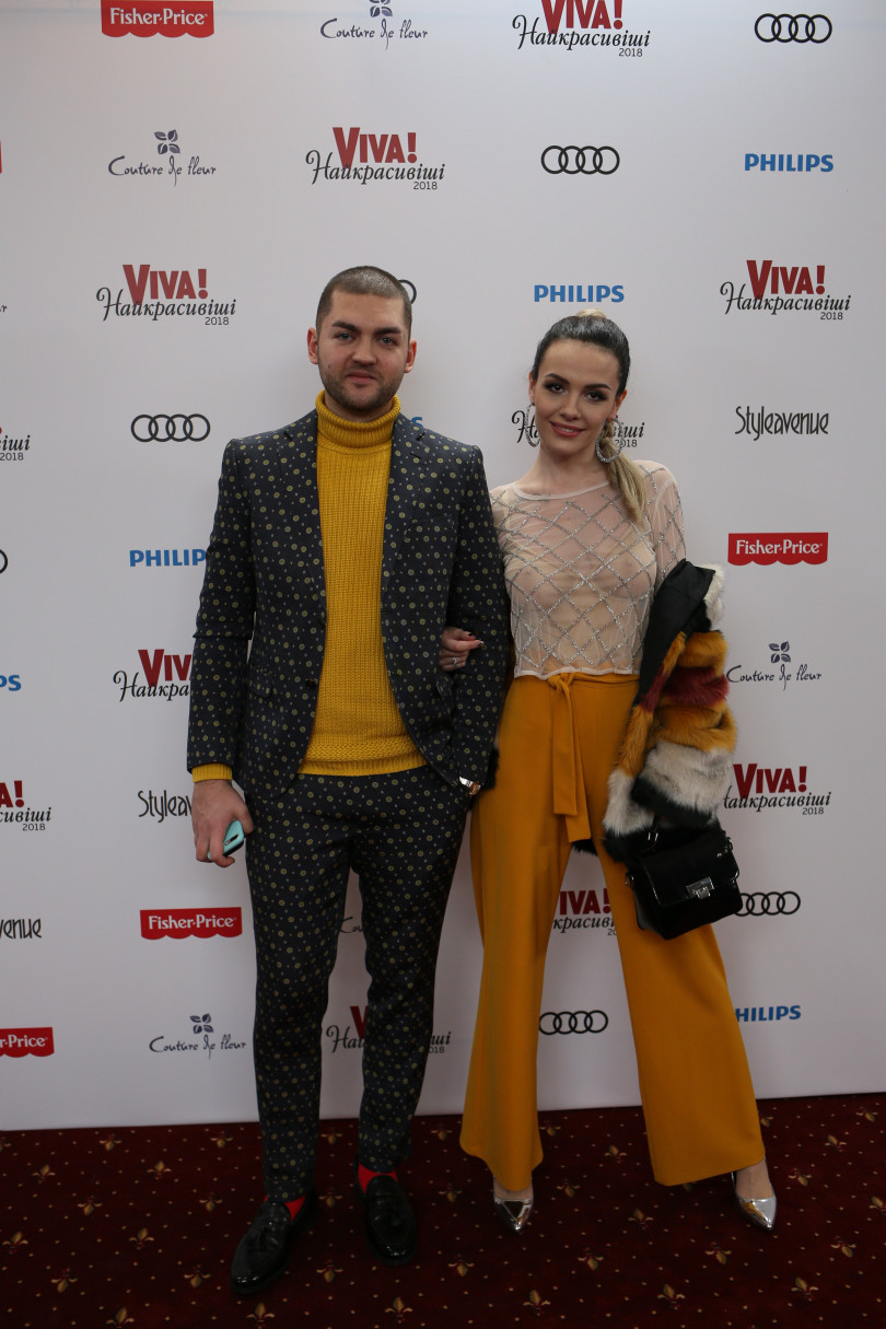 самые неожиданные наряды на красной дорожке